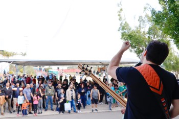 Max Feffer recebe três bandas neste domingo no 'Rock no Parque'