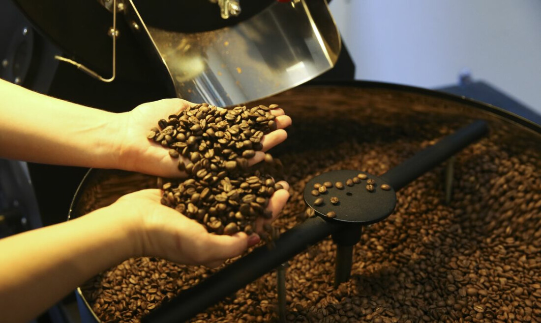 EUA reduzem tarifas para café, laranja, carne bovina e outros produtos