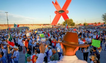 Presidente do México condena violência em protesto