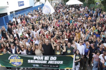 Poá vive dia de fé e união na Marcha para Jesus 2025