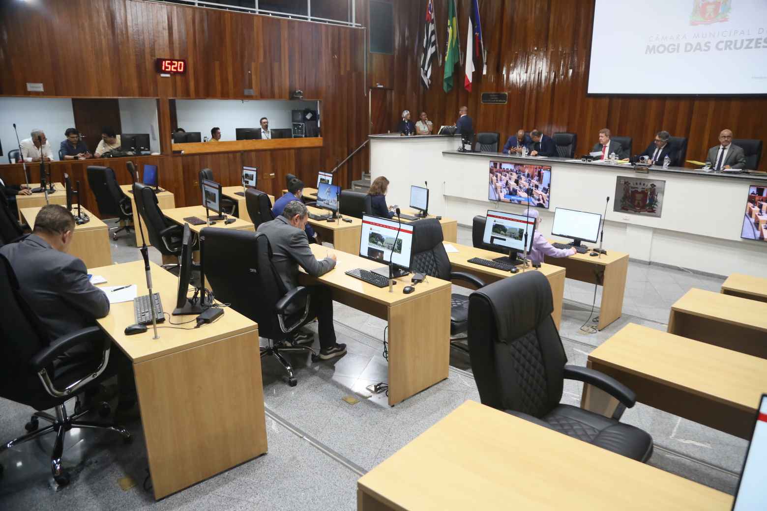 Projeto proíbe alimentos ultraprocessados em escolas públicas de Mogi 