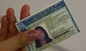 Tentativas de fraudes com documentos mais que dobram de 2022 a 2025