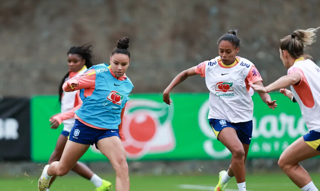Seleção feminina inicia preparação para amistosos na Europa