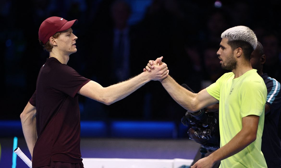 Dirigente da Federação Internacional prevê domínio de Alcaraz e Sinner