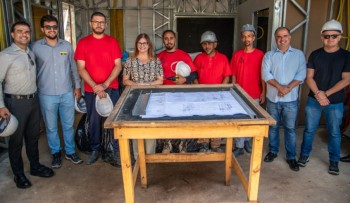 Prefeita Mara Bertaiolli vistoria obra de ampliação da UNICA Jundiapeba