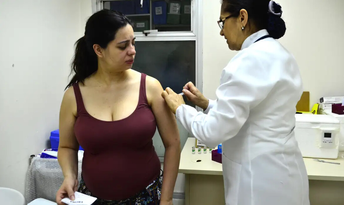 Saiba como será oferta de vacina que previne bronquiolite em bebês