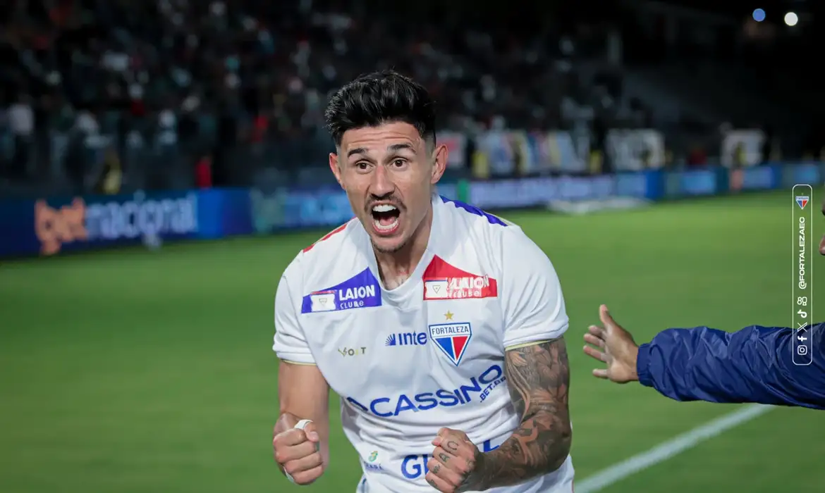 Bareiro marca, Fortaleza vence Bragantino e respira no Brasileirão