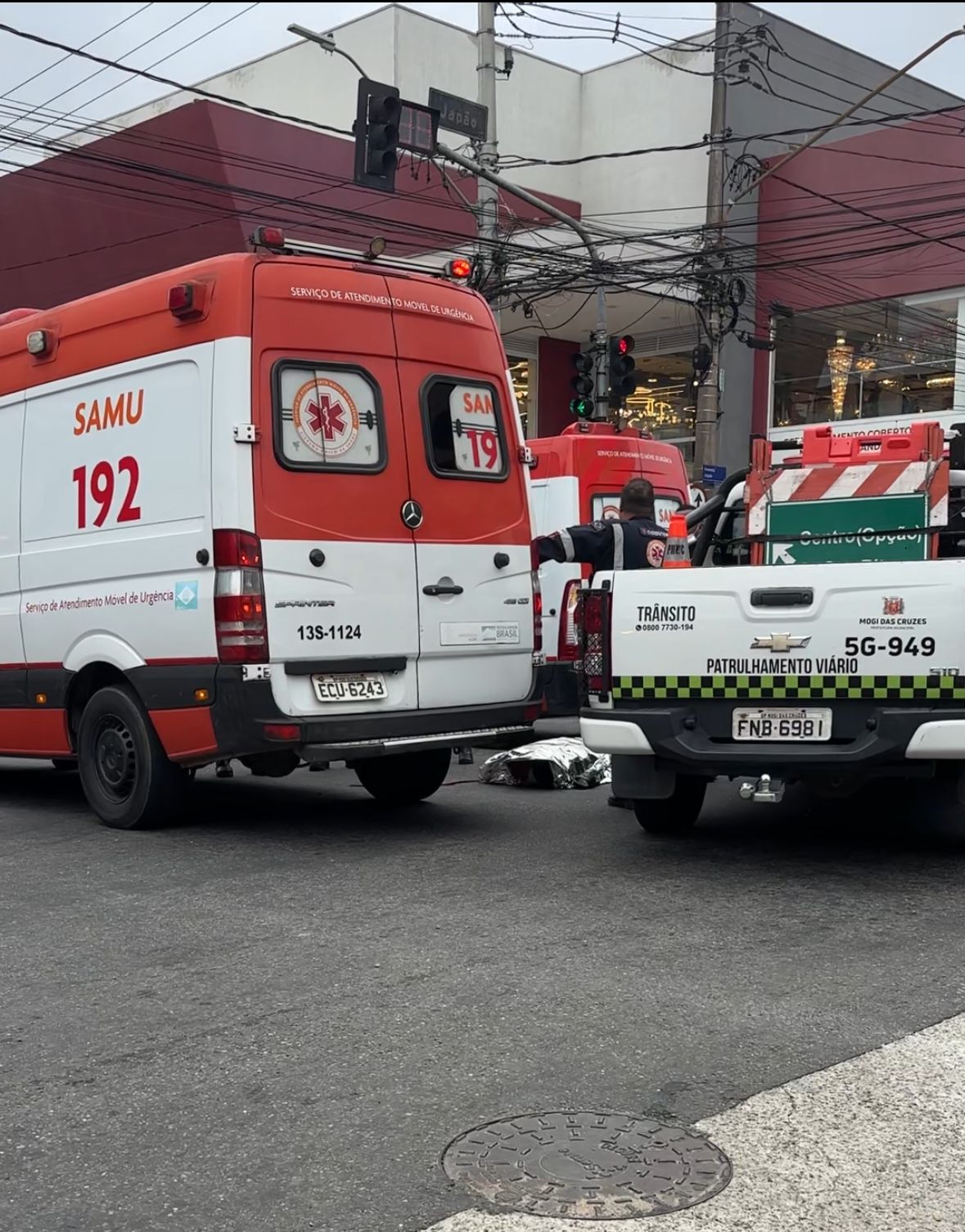 Motociclista que morreu em colisão em Mogi fugia da polícia, diz SSP