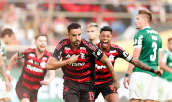 Flamengo vence Palmeiras e vira 1º brasileiro tetra da Libertadores