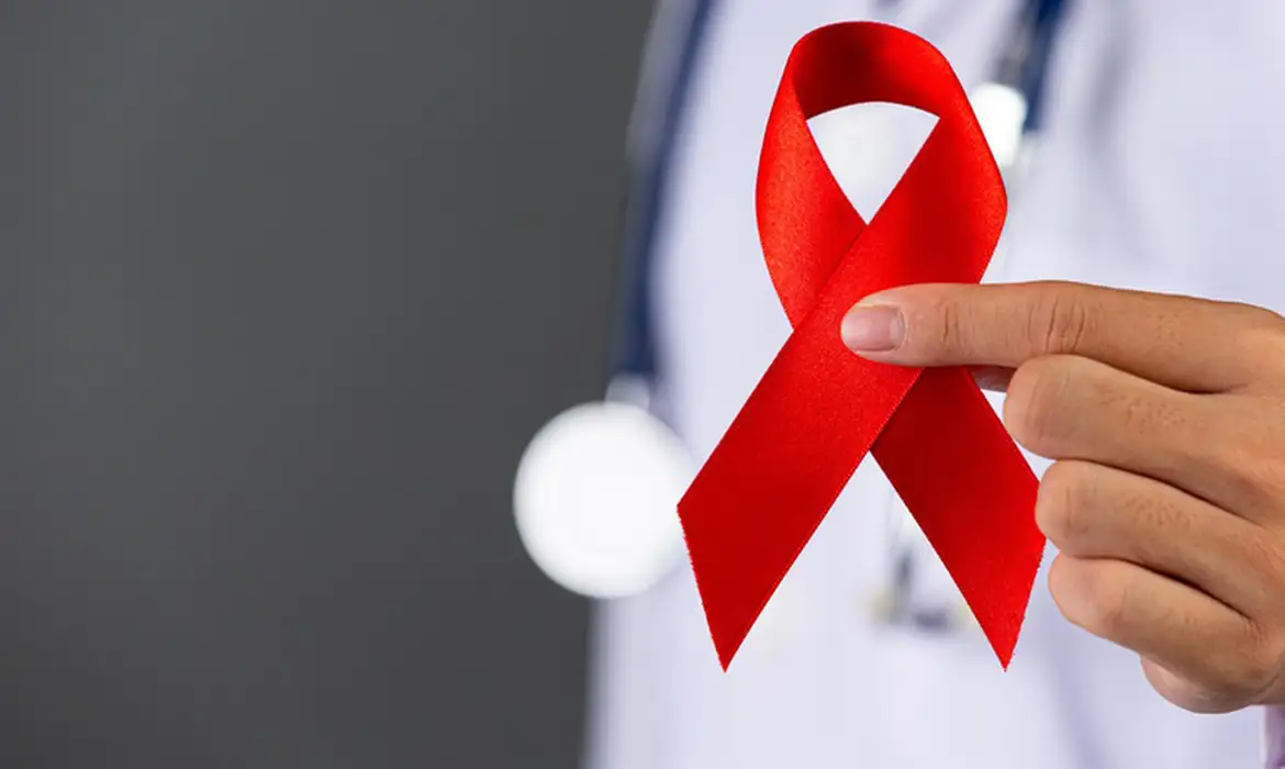 Brasil celebra avanços neste Dia Mundial de Luta contra o HIV