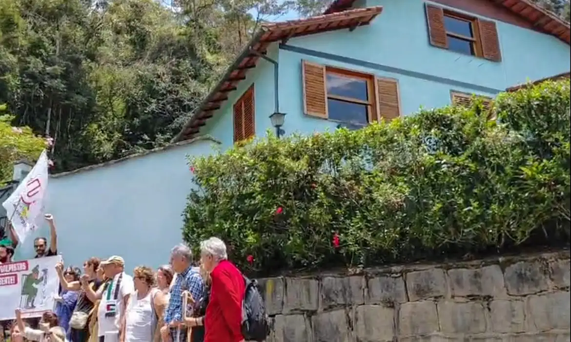 Grupo lança, em Petrópolis, Ponto de Cultura Inês Ettiene