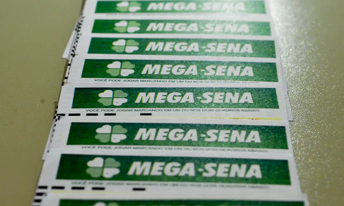Mega-Sena acumula e prêmio principal vai para R$ 8 milhões