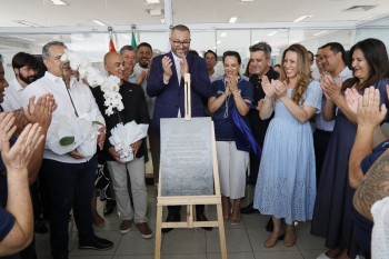 Poá inaugura nova sede de Secretaria e firma parceria com Sincomércio 