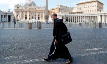 Comissão do Vaticano vota contra permissão de mulheres como diaconisas