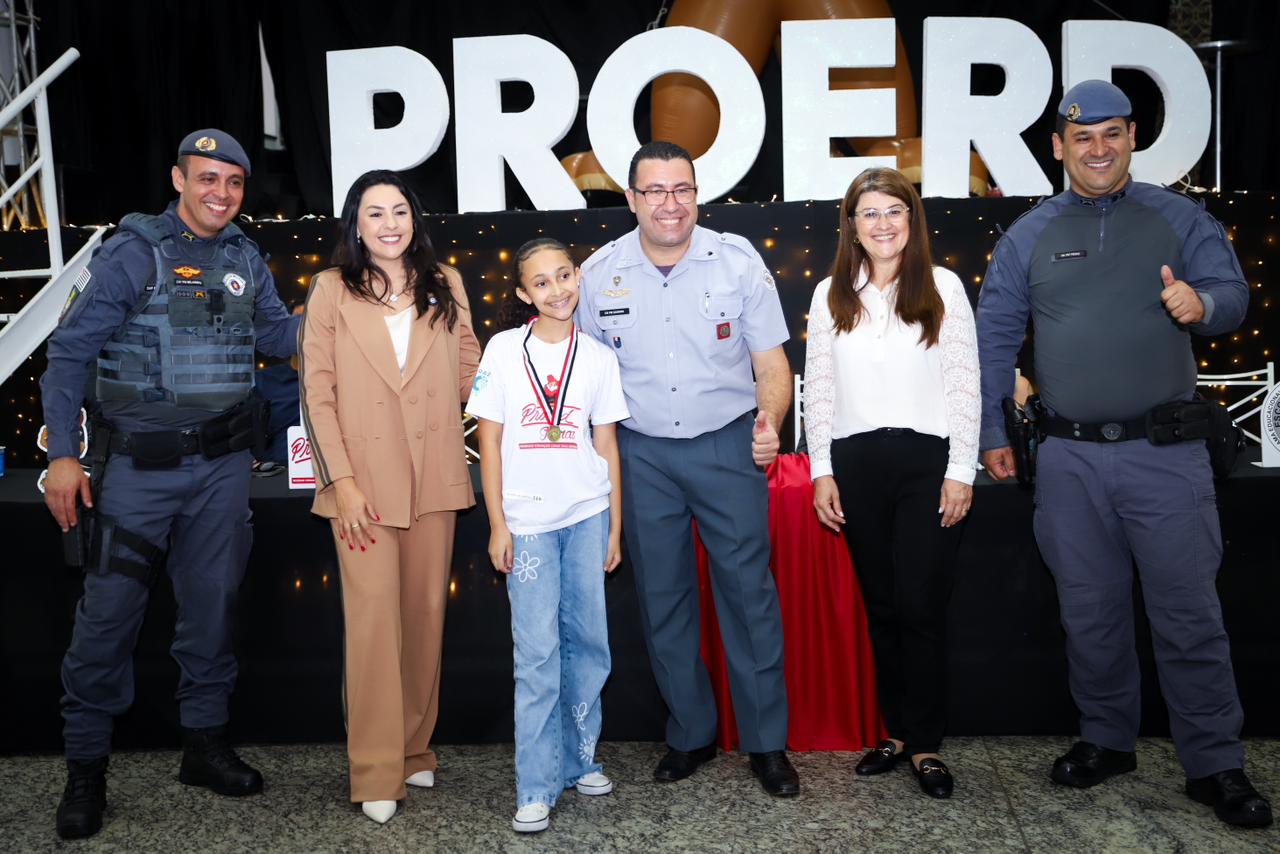 Formatura do Proerd reúne mais de 300 crianças em Ferraz de Vasconcelos