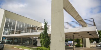 Torneio Municipal de Tênis de Mesa de Poá é realizado no domingo