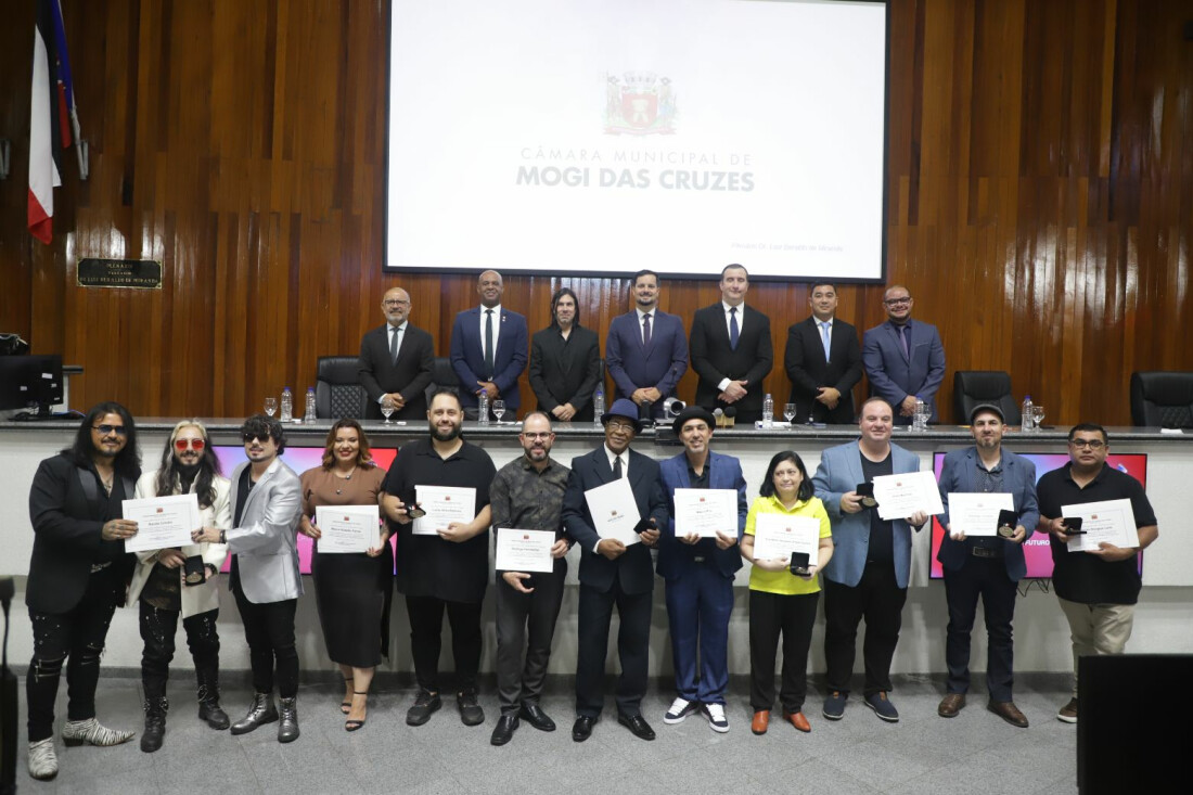 Câmara outorga “Medalha de Mérito Cultural Wanda Coelho Barbieri”