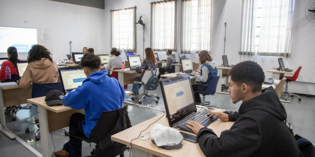 CRESCER tem quase 500 vagas em cursos gratuitos para empreendedores em 15 pontos da cidade