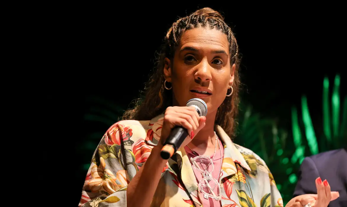 Anielle Franco critica fim das cotas raciais em Santa Catarina