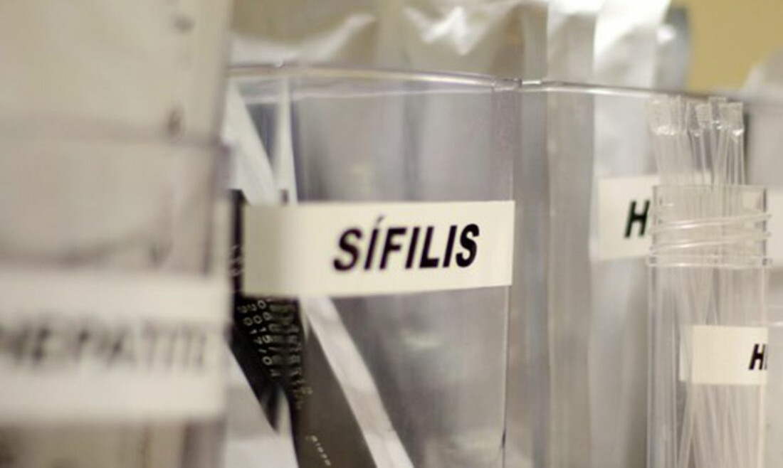Sífilis continua em ritmo acelerado de crescimento no país