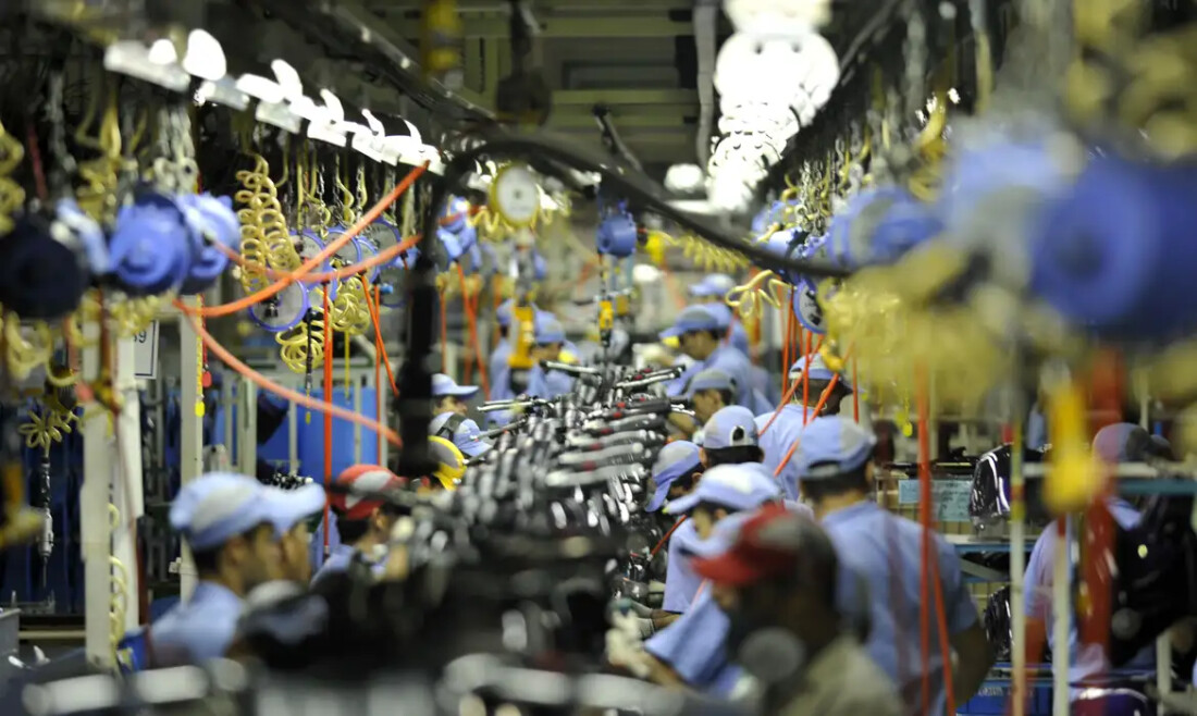 Atividade econômica brasileira contraiu 0,2% em outubro