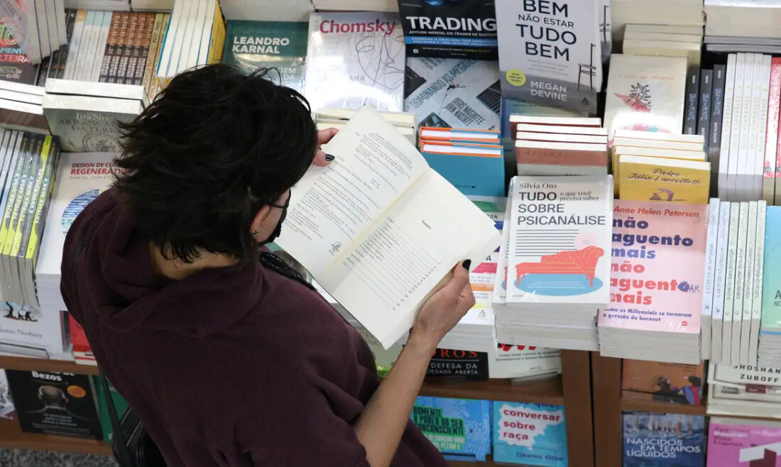 Setor editorial e de livros registra expansão de 13% entre 2023 e 2025