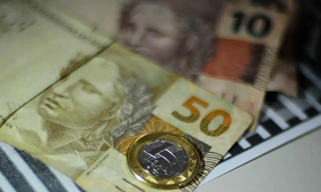 Tesouro paga R$ 1,05 bi em dívidas de estados e municípios em novembro