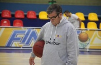 Espanhol Paco García deixa o comando do Mogi/Helbor