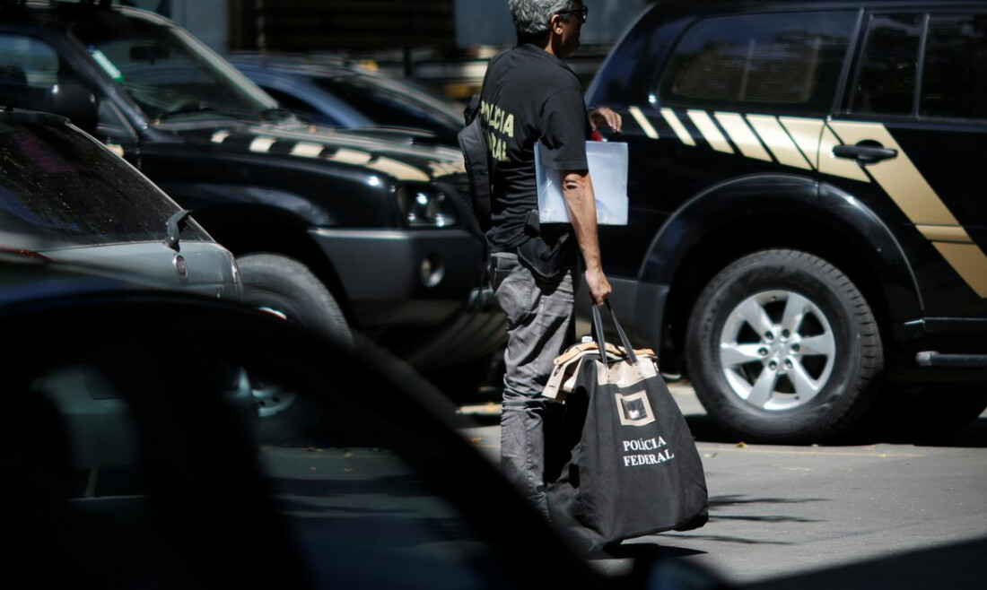 Dino autoriza buscas em apartamento do deputado Antônio Doido