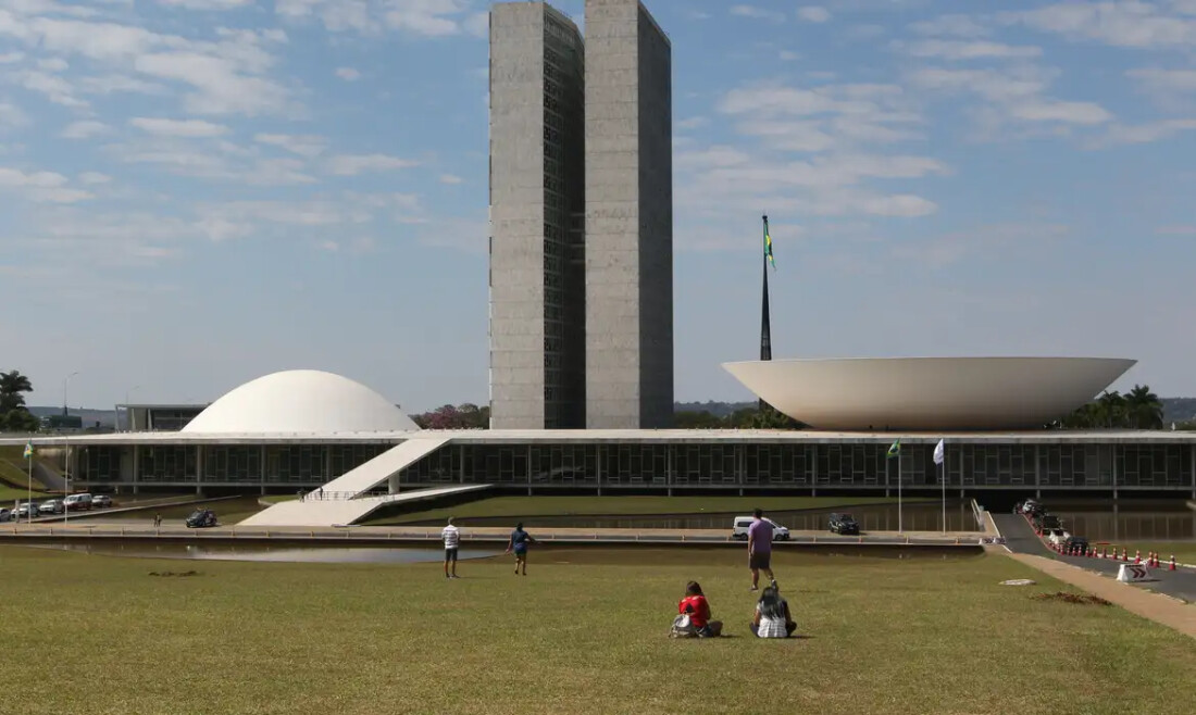 Quatro bancadas da Câmara acionam STF contra PL da Dosimetria