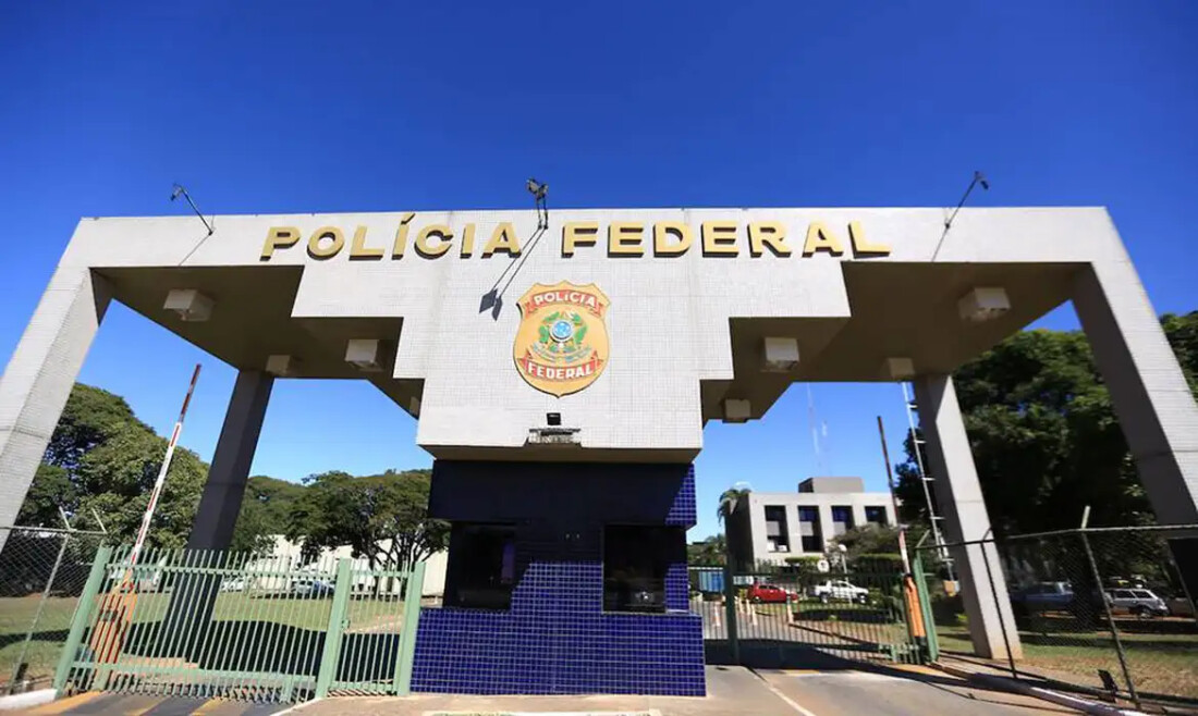 Moraes autoriza Bolsonaro a fazer fisioterapia na prisão