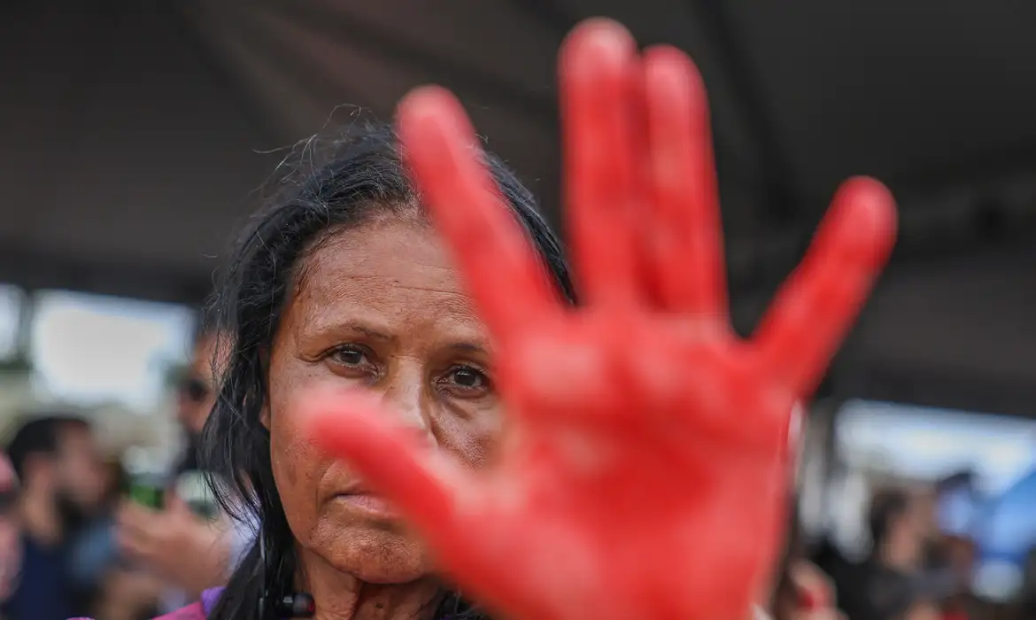 MPF abre inquérito sobre política de combate à violência contra mulher