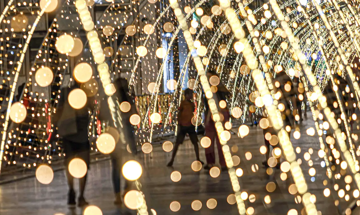 Nacional celebra espírito natalino no Especial de Domingo