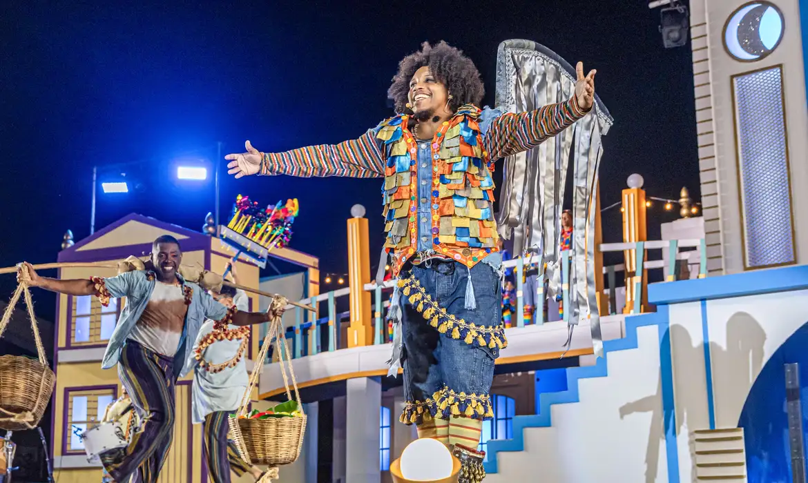 Artistas periféricos de auto de Natal lideram lutas em comunidades