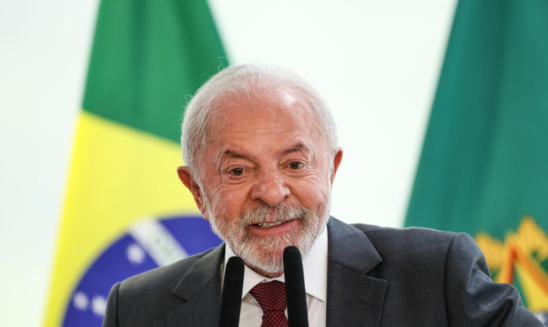 Lula faz discurso de Natal em cadeia nacional de rádio e televisão