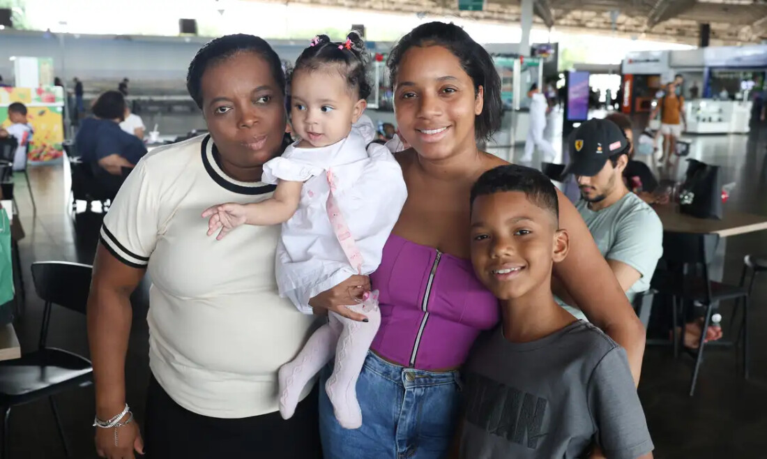 Mulheres veem no Natal a data para deixar a saudade e unir a família