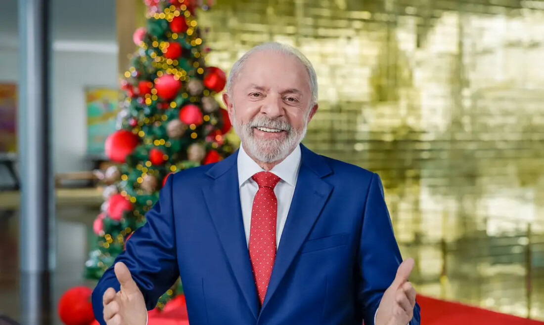 Lula faz balanço de ações e desafios: "povo brasileiro é vencedor"
