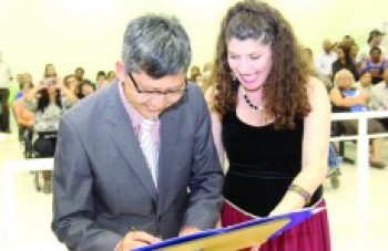 Mamoru oficializa novo hino de Itaquá