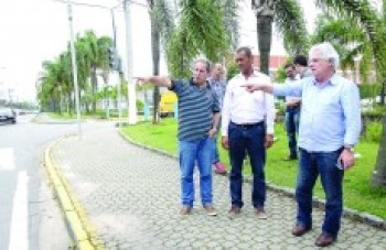 Marcos Borges visita bairros e anuncia algumas melhorias