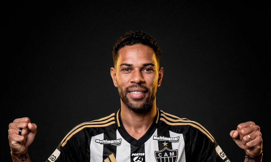 Atlético-MG anuncia o lateral-esquerdo Renan Lodi