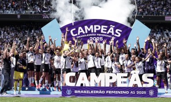 Retrospectiva: Corinthians segue imponente no futebol feminino em 2025