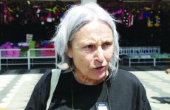 "Governo estadual está sucateando a Educação"