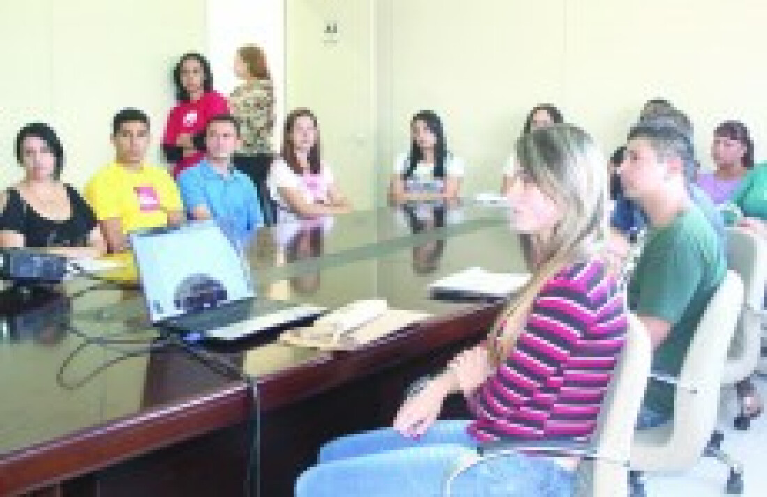 Balcão do Emprego de Ferraz oferece 100 vagas