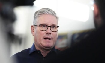 Premiê britânico diz que cabe aos EUA justificar ações na Venezuela