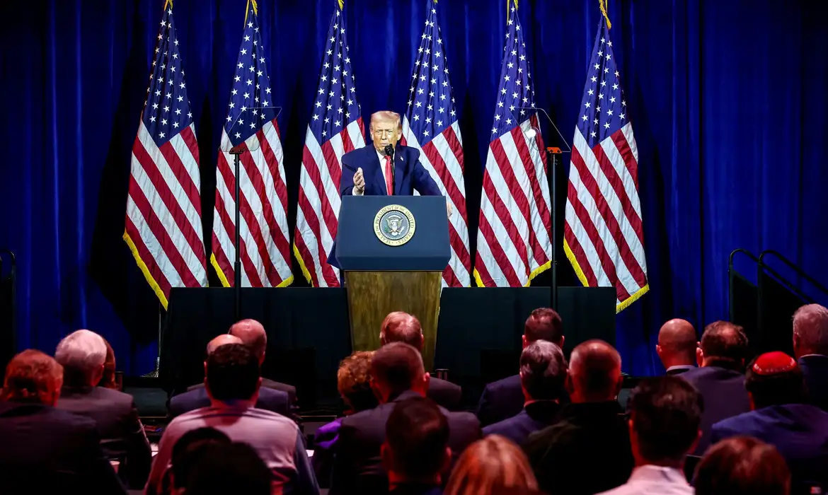 Trump diz que ataque à Venezuela deixou "muitos" mortos