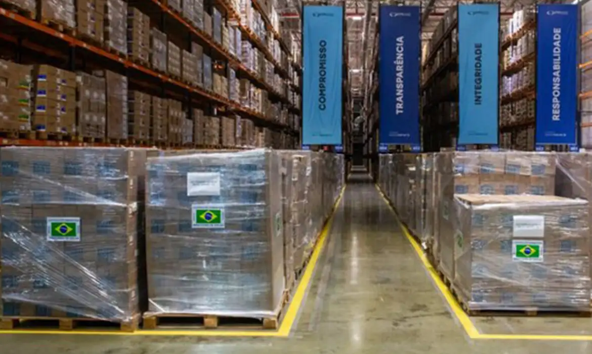 Brasil anuncia doação de 100 toneladas de medicamentos à Venezuela