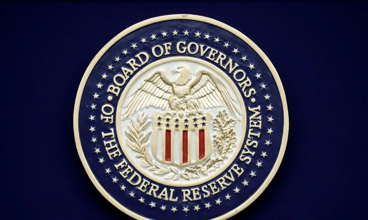 Trump usa acusação criminal como chantagem para reduzir juros, diz FED