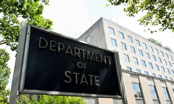 Governo Trump revoga mais de 100.000 vistos, diz Departamento dos EUA