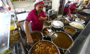 Cresce contratação de pessoas 50+ no comércio e nos serviços em SP