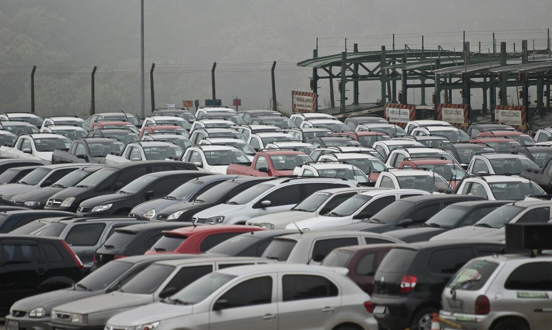 Fenabrave prevê crescimento de 3% para automóveis e comerciais leves